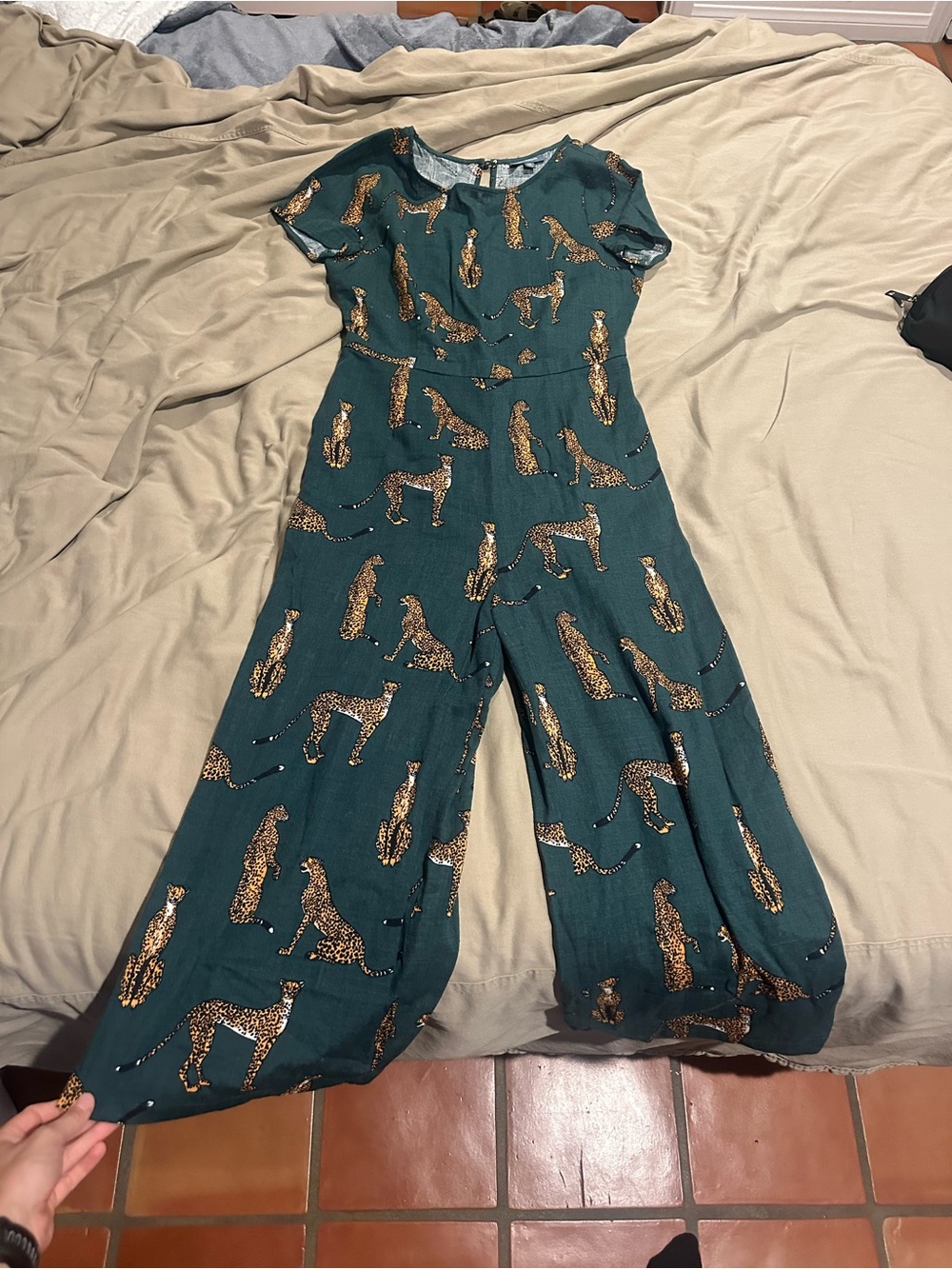 Green Cheetah Print Short-Sleeve Jumpsuit